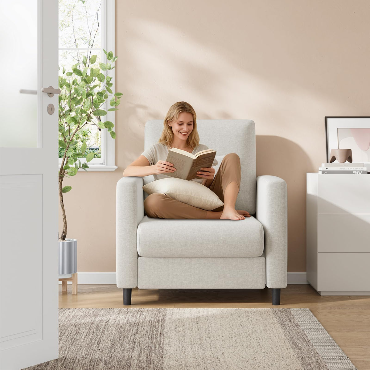 Sillón Decorativo Beige GARVEE